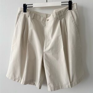 Greg Norman Men's Khaki Chino Golf Shorts